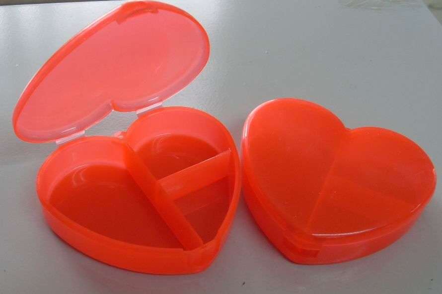 Heart Shape pill box BD-S25